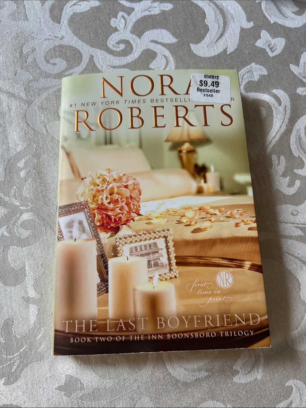 Paperback Book Bundle - Picture 10 of 14